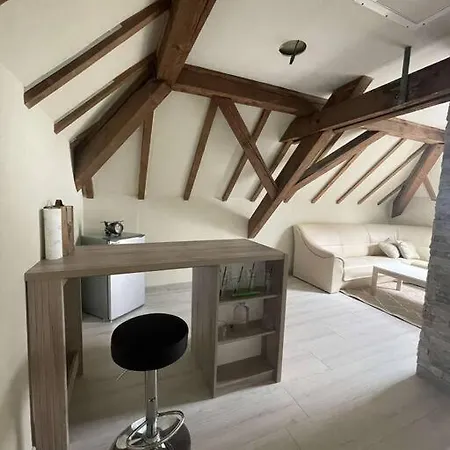 Maison Neuve Entierement Renove 바르텐하임
